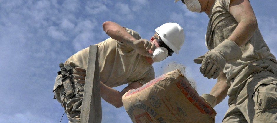 ouvriers sur un chantier